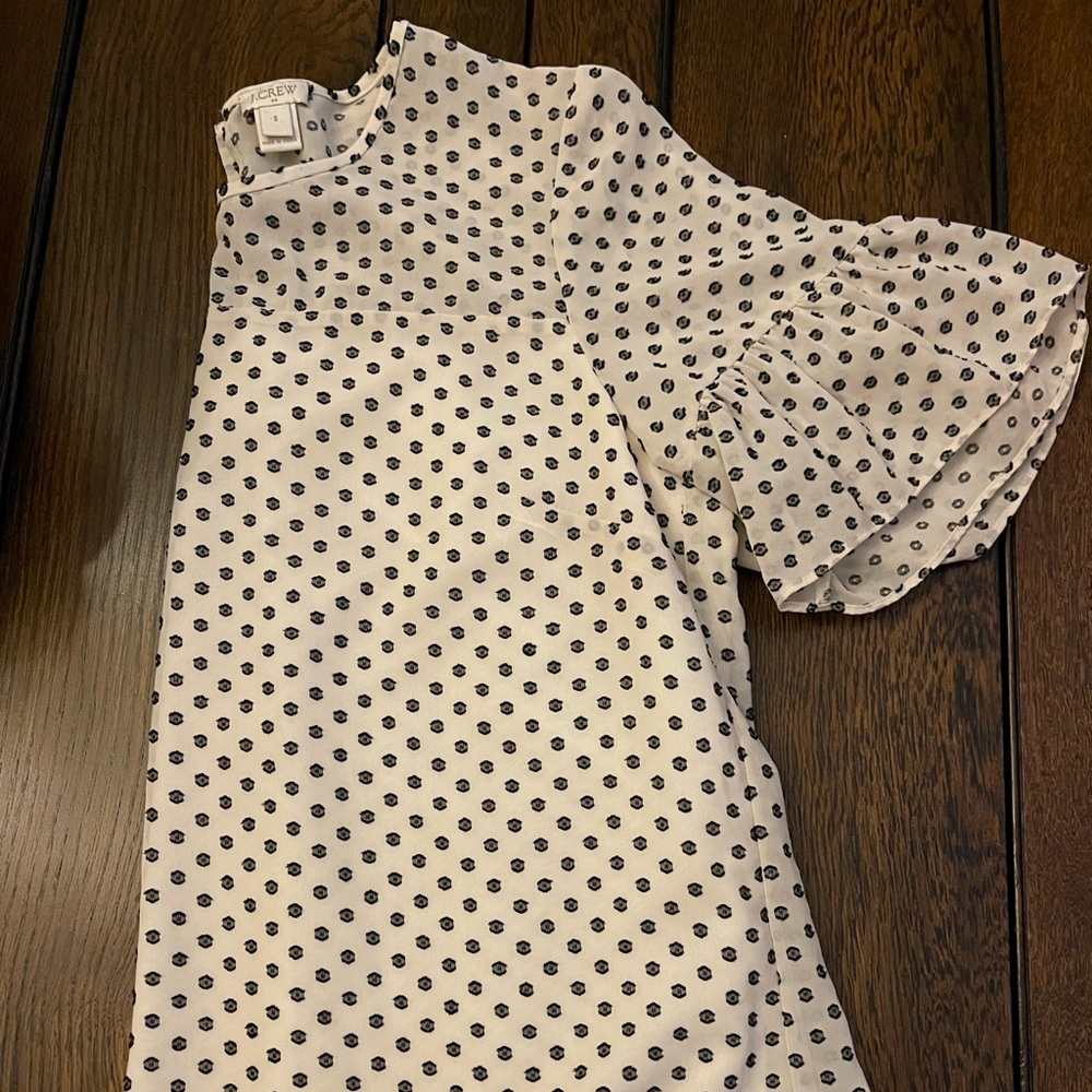 Blouse white with black dots